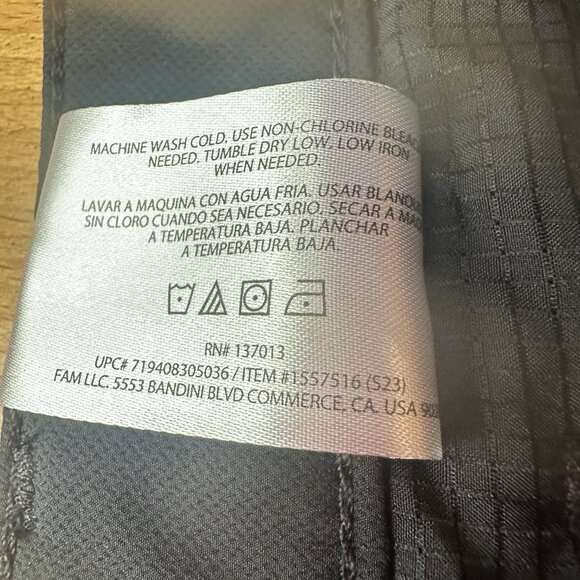 Banana Republic Flat Front pants - Lightweight 32x34, Black, Style 1557516 - Picture 6 of 8